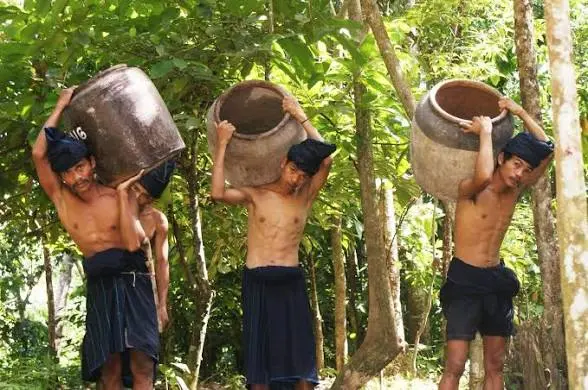 Kedaulatan Pengetahuan Adat: Jantung Kehidupan, Penjaga Bumi