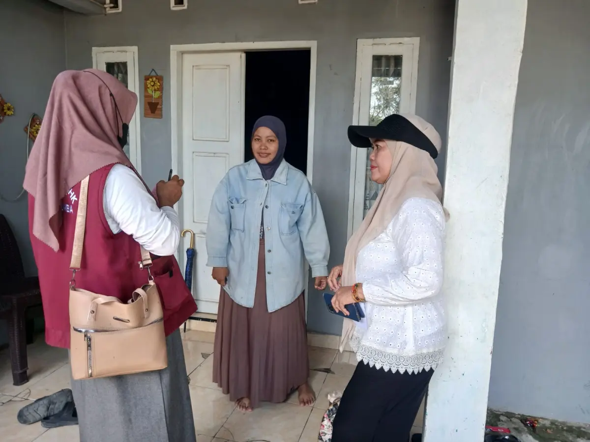 Warga Paenre Lompoe Jadi Mitra, Penagihan Retribusi Sampah yang Membangun Partisipasi