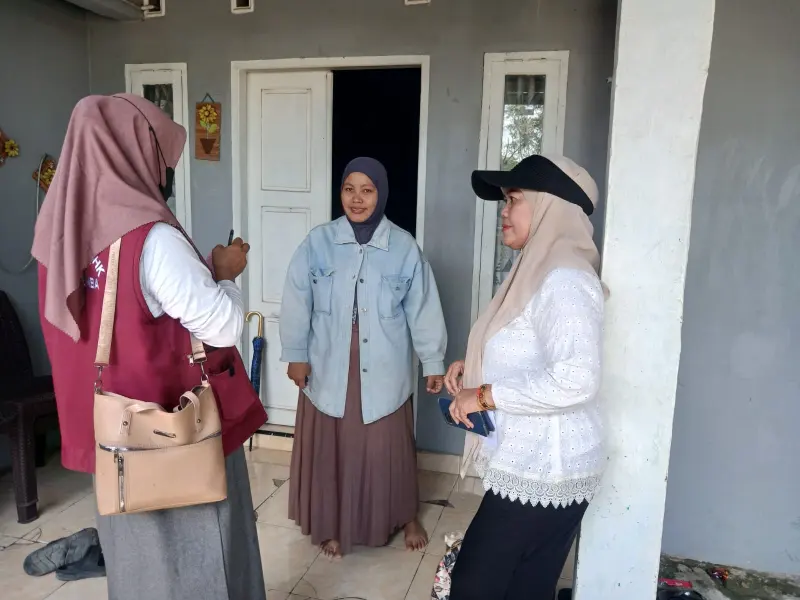 Warga Paenre Lompoe Jadi Mitra, Penagihan Retribusi Sampah yang Membangun Partisipasi