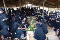Ritual Andingingi dan Pasang Ri Kajang, Refleksi Ekologi dari Pembukaan Festival Pinisi 2026