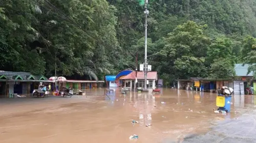 Banjir Menjalar ke Bantimurung