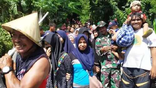 Tanggap Bencana, Warga Lingkungan Lipu Majene Simulasi Gempa dan Tsunami