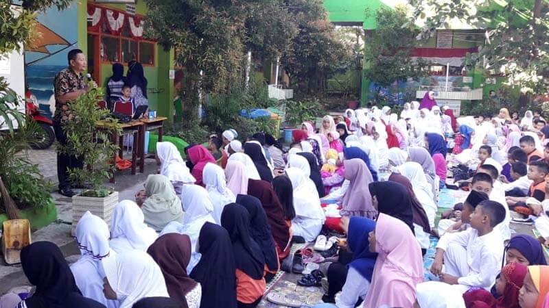 BNN Sulsel Sosialisasikan Bahaya Narkoba di SDN Kompleks Sambung Jawa