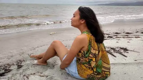 Gadis Berdarah Batak Ini Terbiasa Bawa Tumbler ke Mana-mana, Begini Alasannya