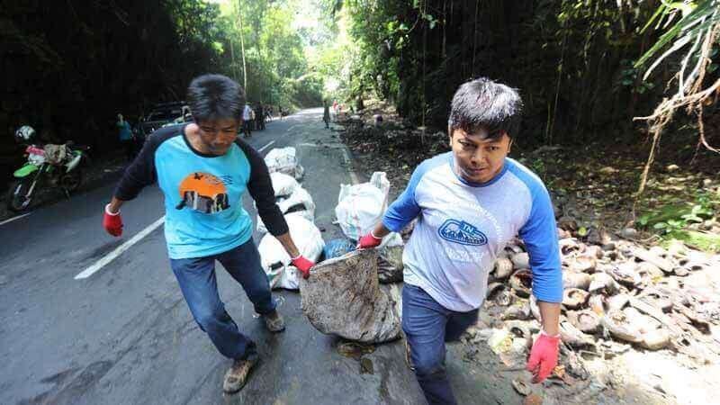 Gelar Aksi Bersih, Balai TN Bantimurung Bulusaraung Kumpulkan 10 Ton Sampah