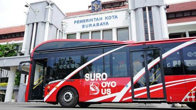 Cerita dari 'Suroboyo Bus' yang Menerima Bayaran Sampah Plastik