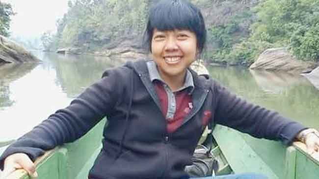 Tyas, Perempuan yang Bertarung Menyelamatkan Hutan di Sumatera dan Kalimantan