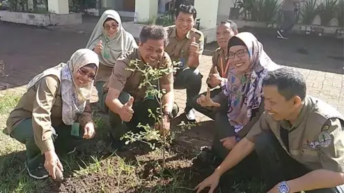 Rayakan Hari Bumi, BBKSDA Sulsel Ajak Menanam dan Pakai Tumbler