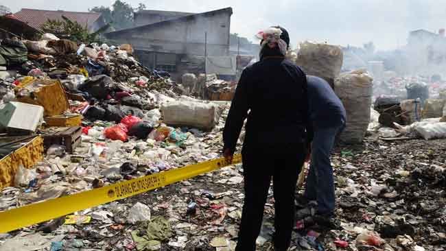 Menyusul Bogor, Tempat Sampah Ilegal Juga Disegel di Tangerang