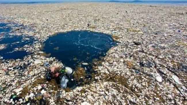 PR Kita Bukan Menanti Siapa Presiden, Tapi Bagaimana Mengatasi Sampah Plastik di Laut?
