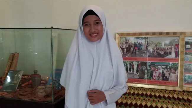 Dari Lomba Baca Puisi, Dewi Ingin Berjuang Menjaga Lingkungan