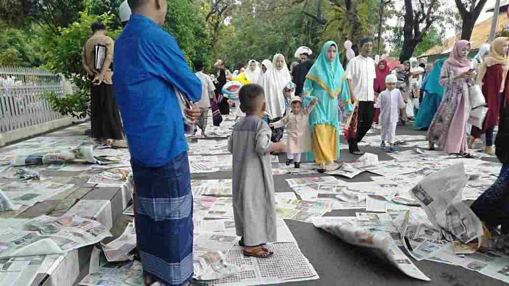 Kita yang Terbiasa Menelantarkan Sampah Koran Bekas