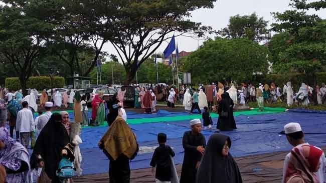 Masjid Al Istiqomah Citra Land Laksanakan Salat Idul Fitri  Tanpa Koran Bekas