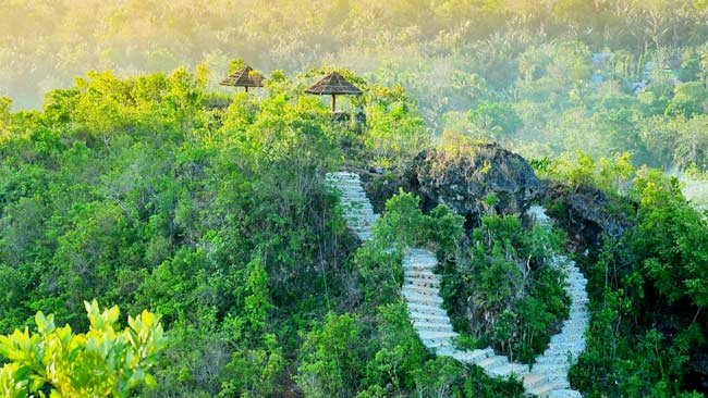 Jelajahi Eloknya Puncak Masalili, Gugusan Karst dan Kearifan Lokalnya