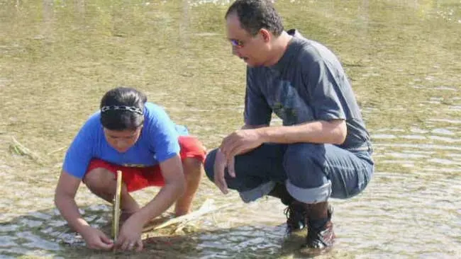 Cerita dan Impian Sang Maestro Mangrove Merebut Perhatian Para Milenial