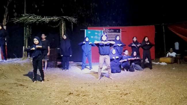 Menyimak Suara Komunitas Tobonga Melalui Teater  Pematang Sawah