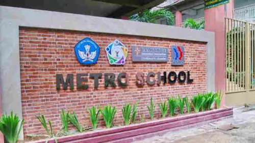 Keren, Metro School Wajibkan Guru dan Siswa Bawa Tumbler