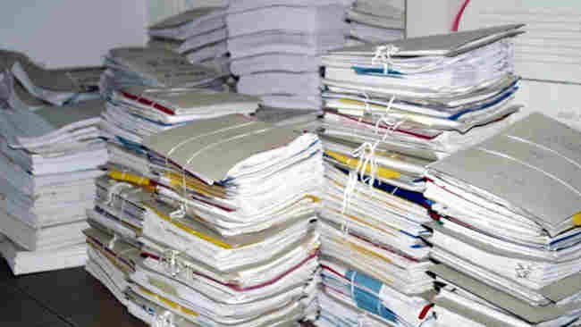 Seharusnya Kampus Jadi Pelopor Mengurangi Penggunaan Kertas