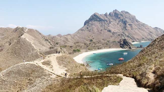 Tak Jadi Ditutup, TN Komodo Tetap Terbuka untuk Wisatawan