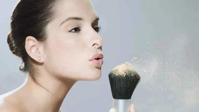 Begini Caranya Dapatkan Kulit yang Baik dengan Bedak Tabur!