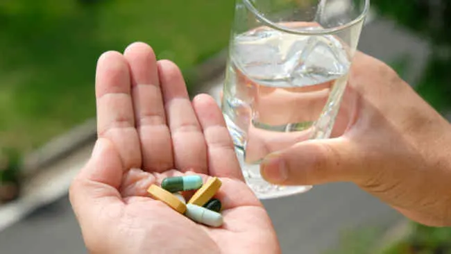 Benarkan Ginjal Bisa Rusak jika Konsumsi Banyak Obat?