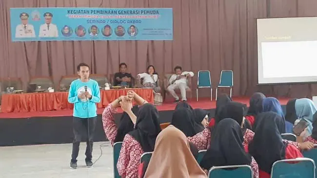 Pembicara di Forum Pemuda, Anis Kurniawan: Anak Muda Harus Ramah Lingkungan
