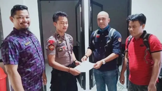 PPNS KLHK Limpahkan 2 Kasus Illegal Logging ke Kejari Mamuju