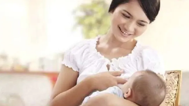 Ibu yang Menyusui Bisa Atasi Perubahan Iklim, Benarkah?
