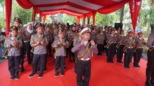 Keren, 160 Anak Jadi Polisi Cilik LHK