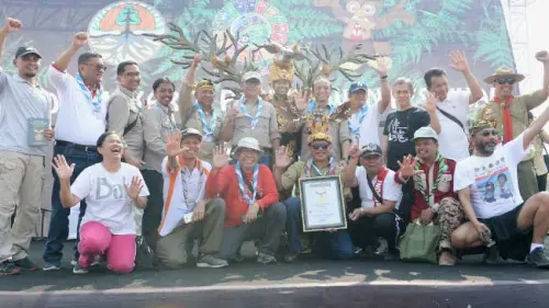 Raih Record MURI, KLHK dan Kwarnas Pramuka Hadirkan 2.000 Peserta Karnaval