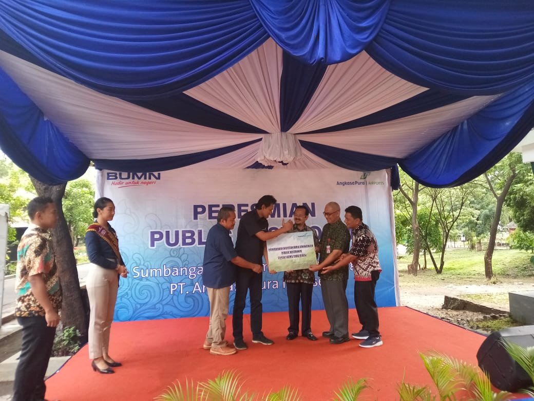 Angkasa Pura I Hadiahkan Toilet Baru ke Taman Satwa Taru Jurug