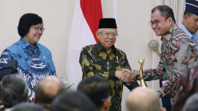 Perusahaan yang Tak Ramah Lingkungan, Perampas Hak Orang Lain
