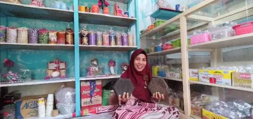 Cerita Sukses Fitriyanti di Palu, Sulap Sampah Jadi Jutaan Rupiah