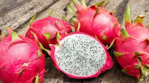 Lerai Rasa Penasaran Tentang Manfaat Buah Naga, Ini 9 di Antaranya!