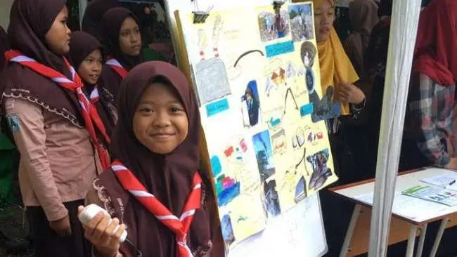 Mengenal Aeshnina Azzahra, Layangkan Surat Protes Tentang Sampah Plastik