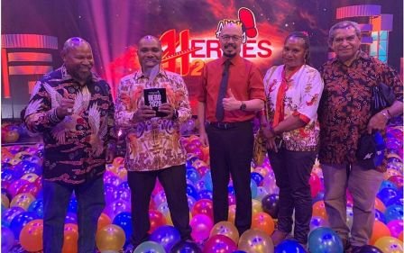 Maximus Tipagau, Penerima Penghargaan Kick Andy Hero 2020 di Bidang Wisata Alam