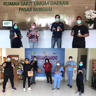 Tim Milenial Melawan Corona Berbagi Saffron dan Madu  Kepada Petugas Kesehatan