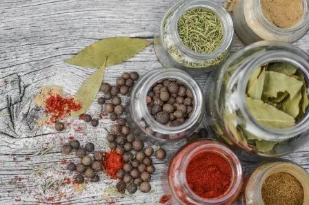 Benarkah Herbal dan Rempah-Rempah Tradisional dapat Menangkal Corona?