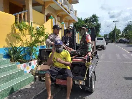 Cara Unik Warga Kelurahan Dorotangga NTB Lawan Penyebaran Covid-19