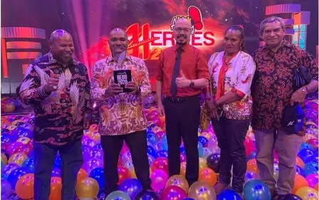 Maximus Tipagau, Penerima Penghargaan Kick Andy Hero 2020 di Bidang Wisata Alam