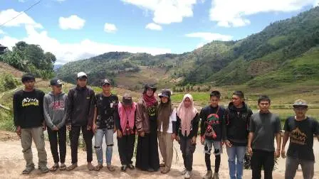 Pohon Pustaka dan Aksi Menawan "One Book One Tree"