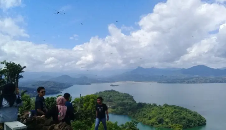Tetirah Cinta ke Bukit Bollangi, Raja Ampat Gowa