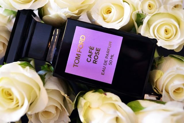 Identik dengan Bunga Mawar, 6 Parfum Aroma Mawar Ini Jadi Favorit Wanita Idaman