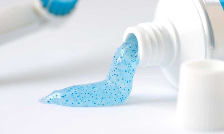 Microbeads; Bisa Bersihkan Tubuhmu, Cerahkan Wajahmu, Tapi Justru Mencemari Laut