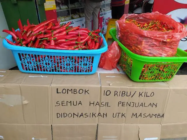 Cara Unik Seorang Pedagang di Makassar Berdonasi untuk Korban Banjir Masamba
