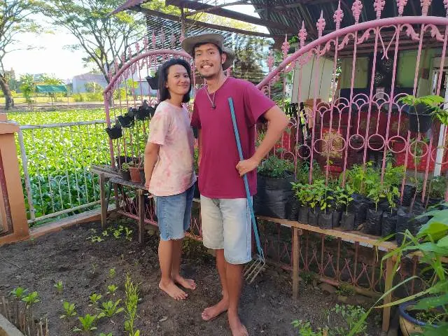 Keren, Pasangan Muda Ini Gelorakan Berkebun di Rumah dengan Sistem Organik