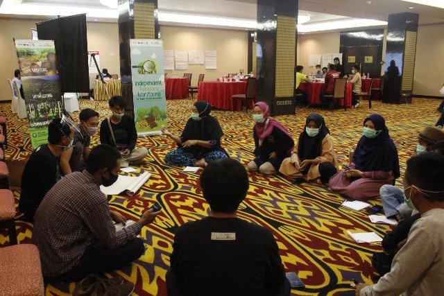 Masyarakat Adat Sulsel Dilatih Memantau Hutan dan Kayu