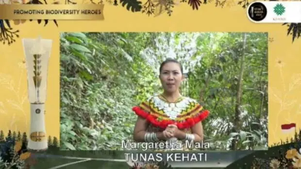 Margaretha Mala, Pelestari Tenun dengan Pewarna Alami Warisan Suku Dayak Iban