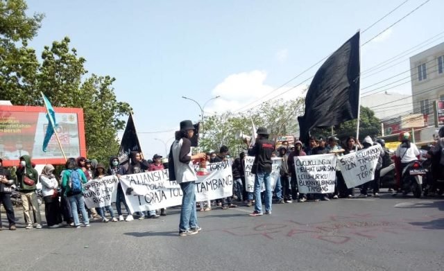 Jalan Panjang Perjuangan Masyarakat Toraja Tolak Tambang