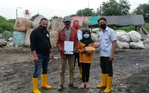 Le Minerale Berikan Beasiswa untuk 100 Anak Pemulung di Indonesia